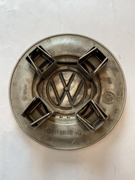 VW Radkappe 357601149G  Golf 2 ; Passat B3 35i  *gebraucht*